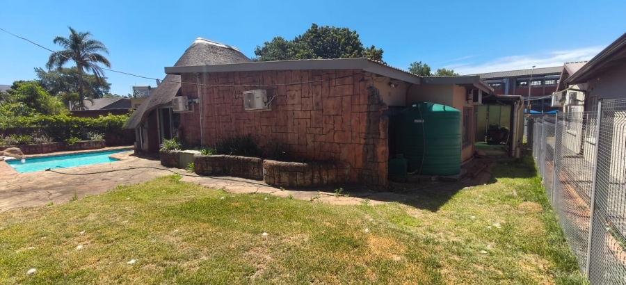 3 Bedroom Property for Sale in Protea Park North West